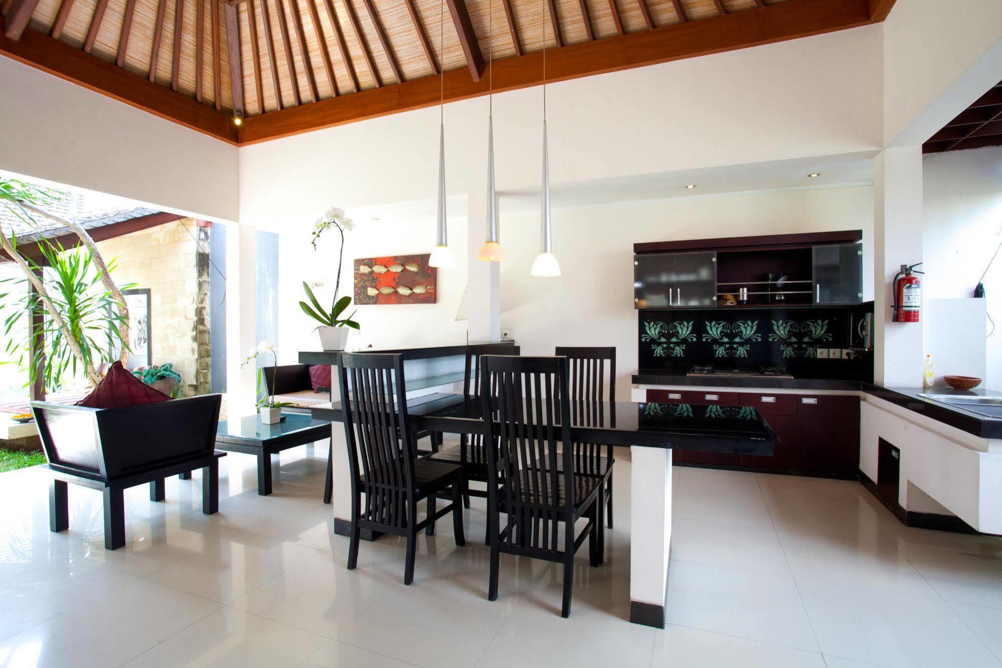 Hotel The Rishi 4*