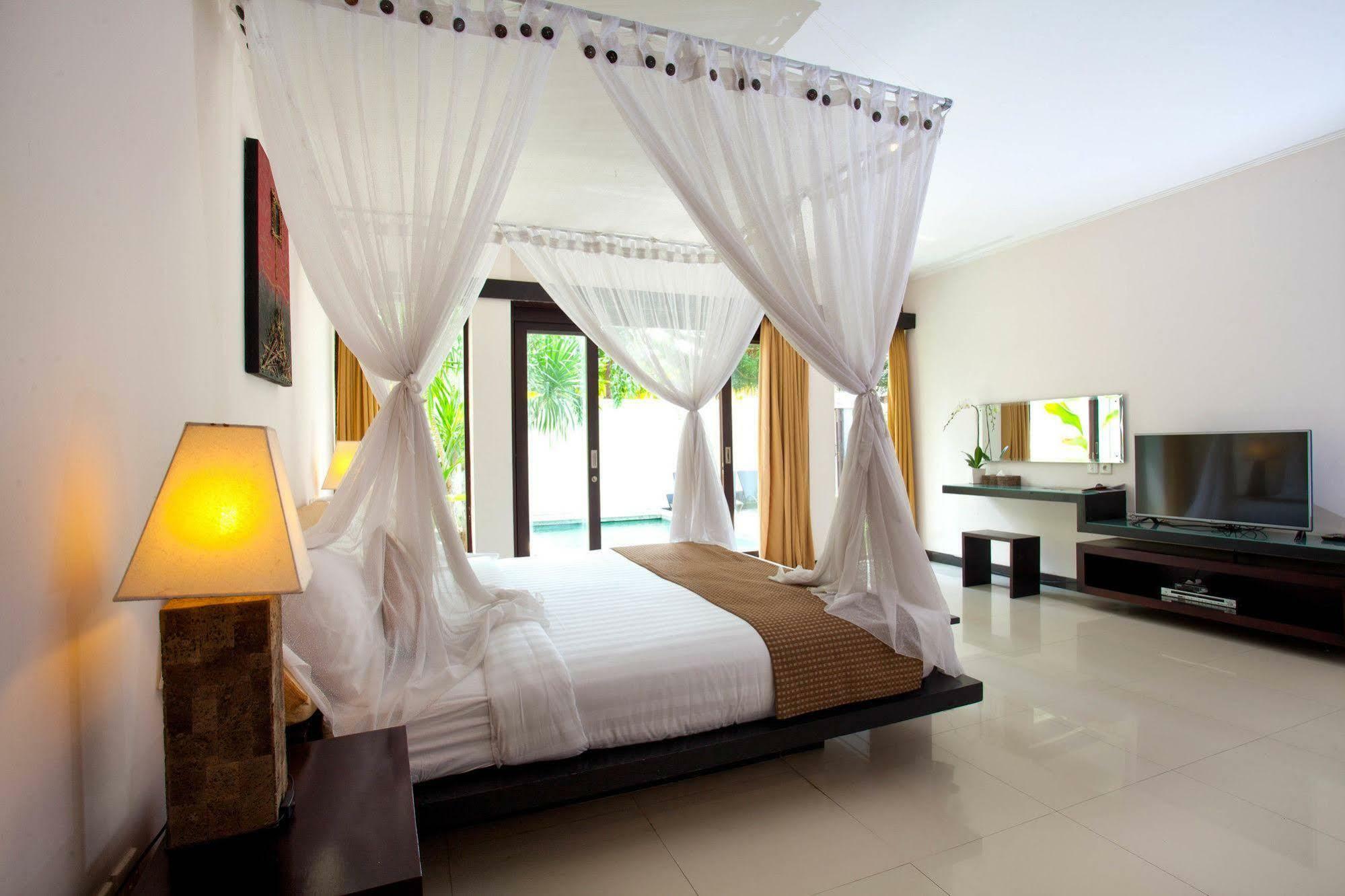 Hotel The Rishi